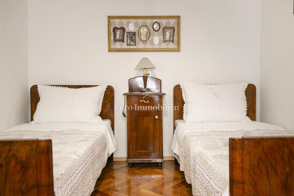 NOVI VINODOLSKI - affascinante casa nel centro della città