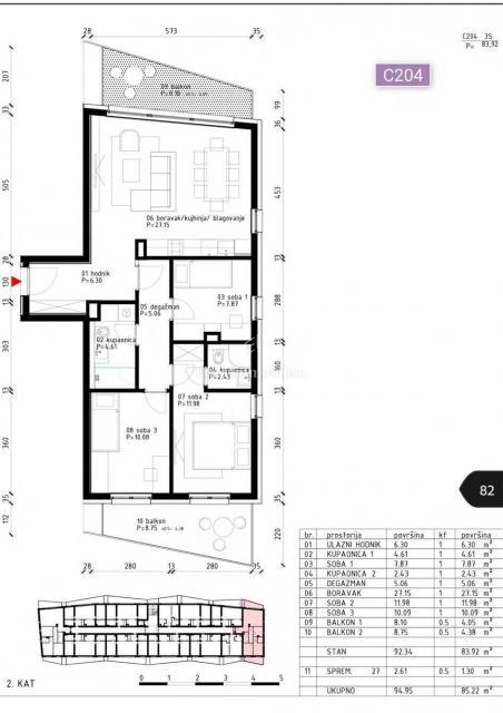 Parenzo - appartamento al 2° piano, a 900 m dal mare