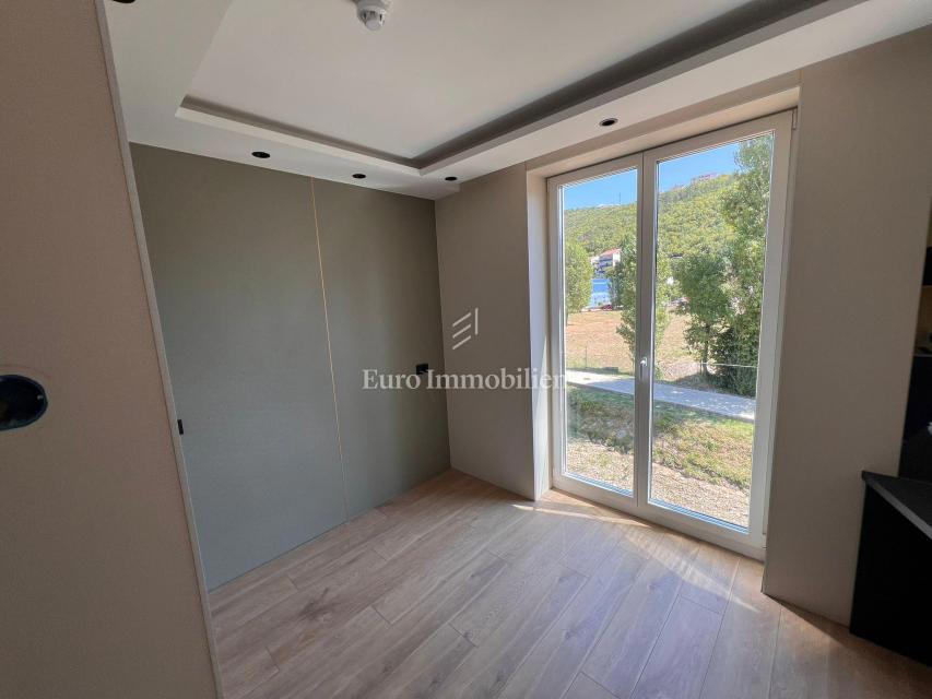 Appartamento di lusso nel centro di Crikvenica