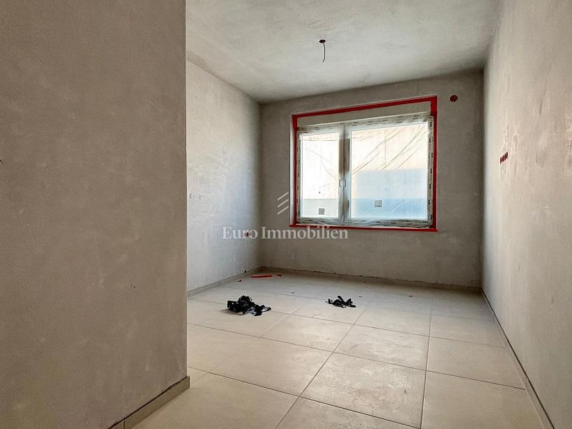 Novaglia – Appartamento con terrazza in nuova costruzione