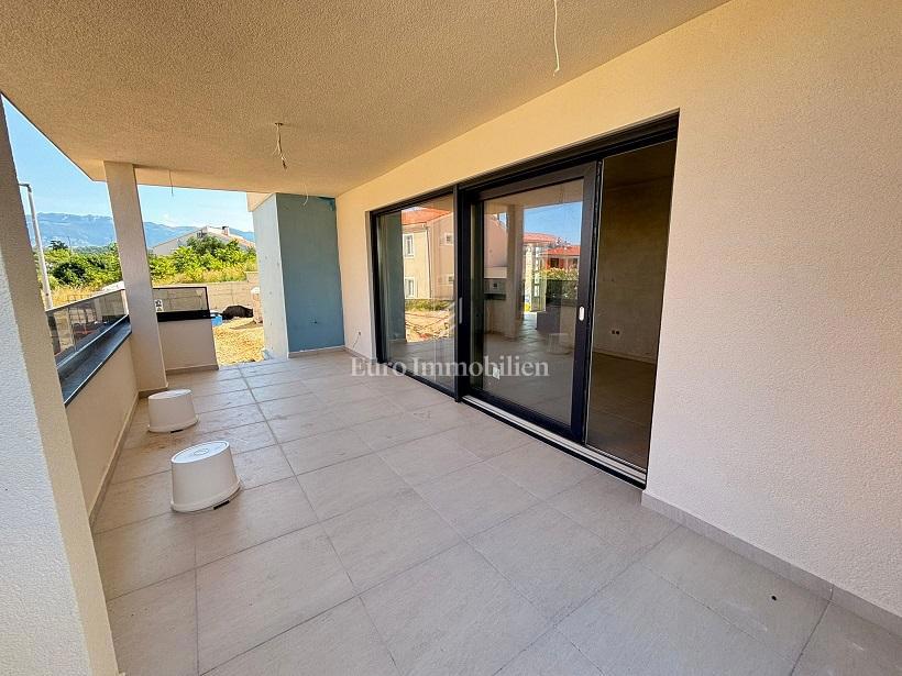 Novaglia – Appartamento con terrazza in nuova costruzione