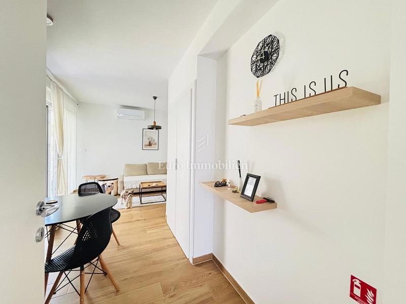 Isola di Pago, Novaglia – Appartamento duplex con cortile