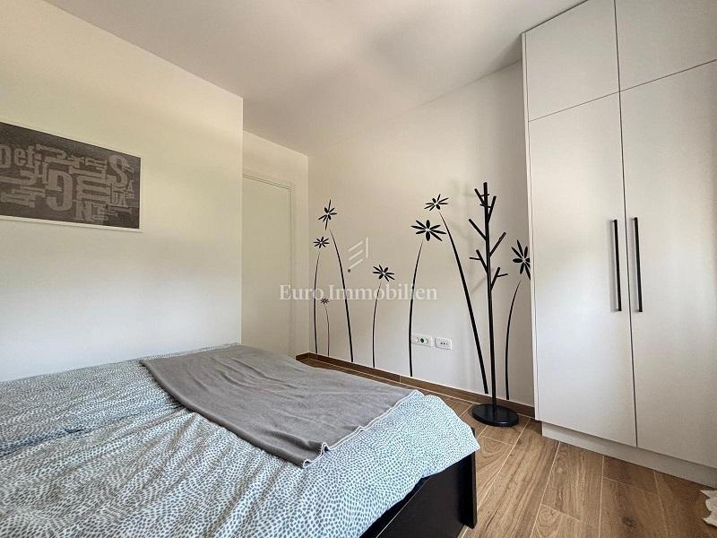 Isola di Pago, Novaglia – Appartamento duplex con cortile