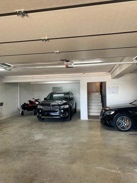 Betina – Appartamento con piscina, prima fila sul mare