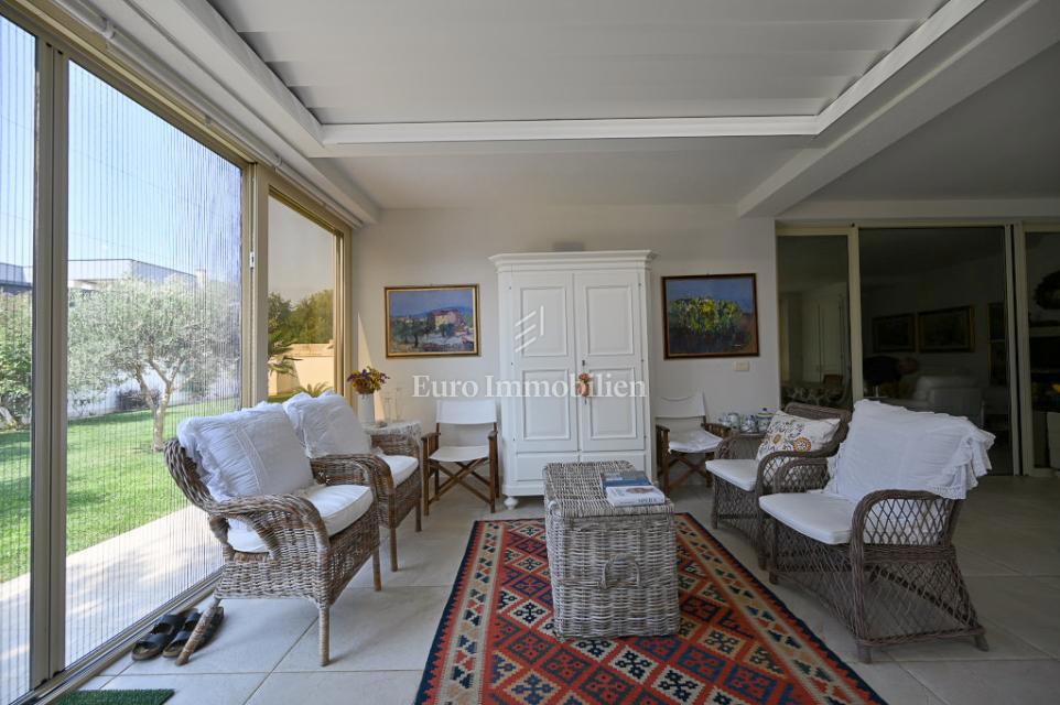 Istria, Cittanova – Casa arredata con splendido giardino curato