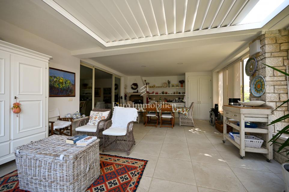 Istria, Cittanova – Casa arredata con splendido giardino curato