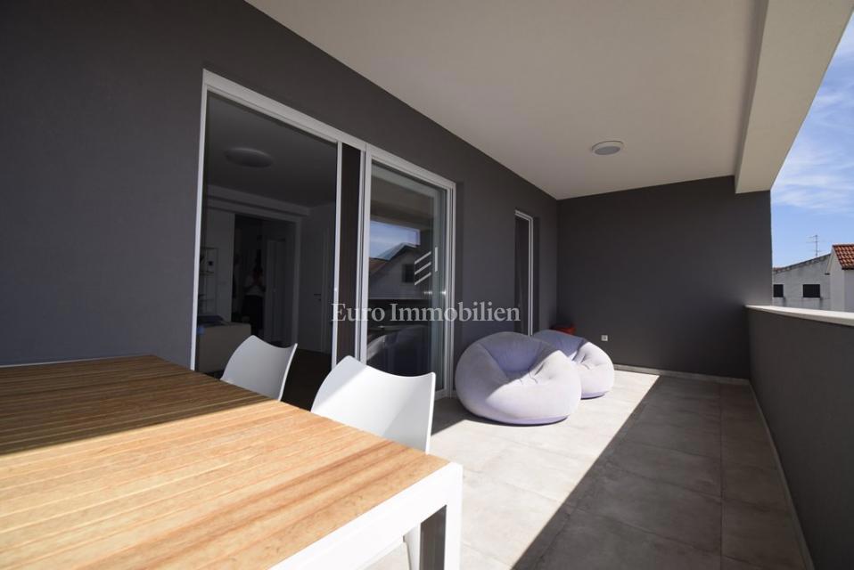 Brodarica – Appartamento al 2° piano con vista mare