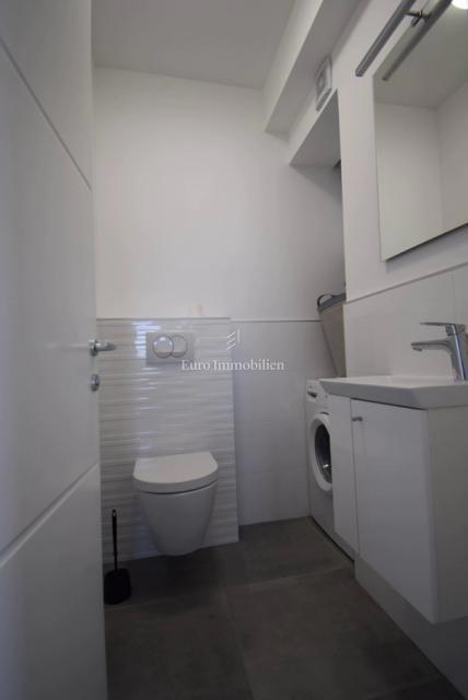 Brodarica – Appartamento al 2° piano con vista mare