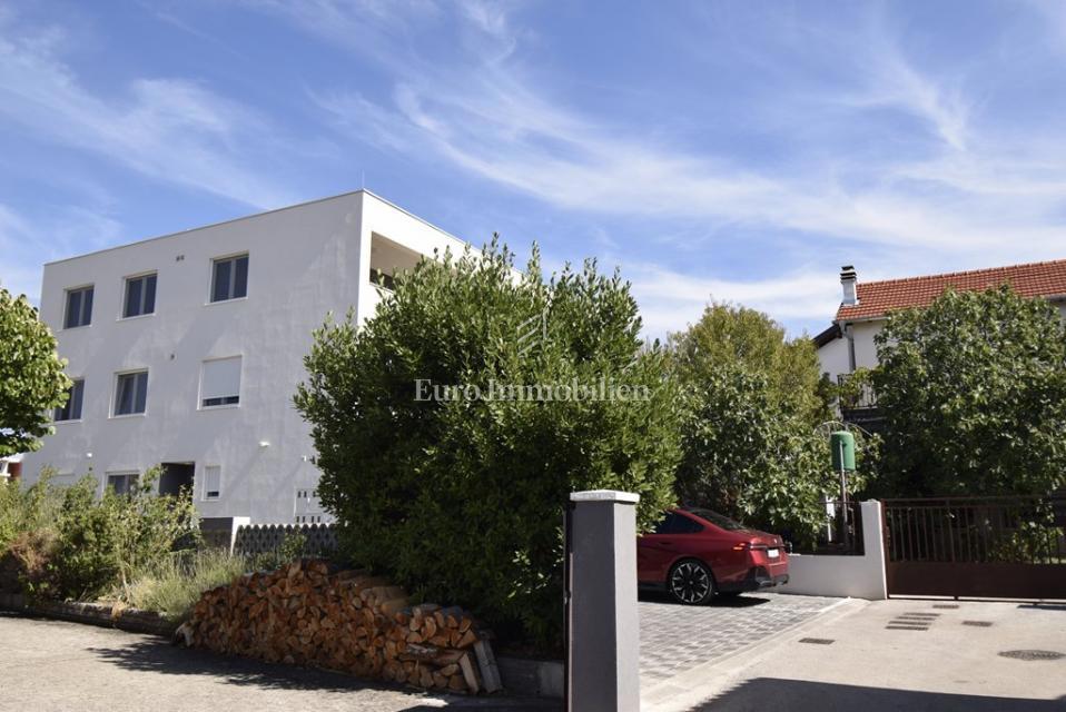 Brodarica – Appartamento al 2° piano con vista mare