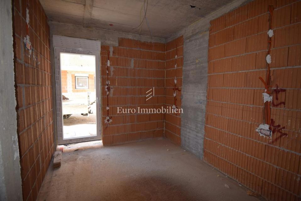 Vodice – Appartamento A2 piano terra vicino spiaggia