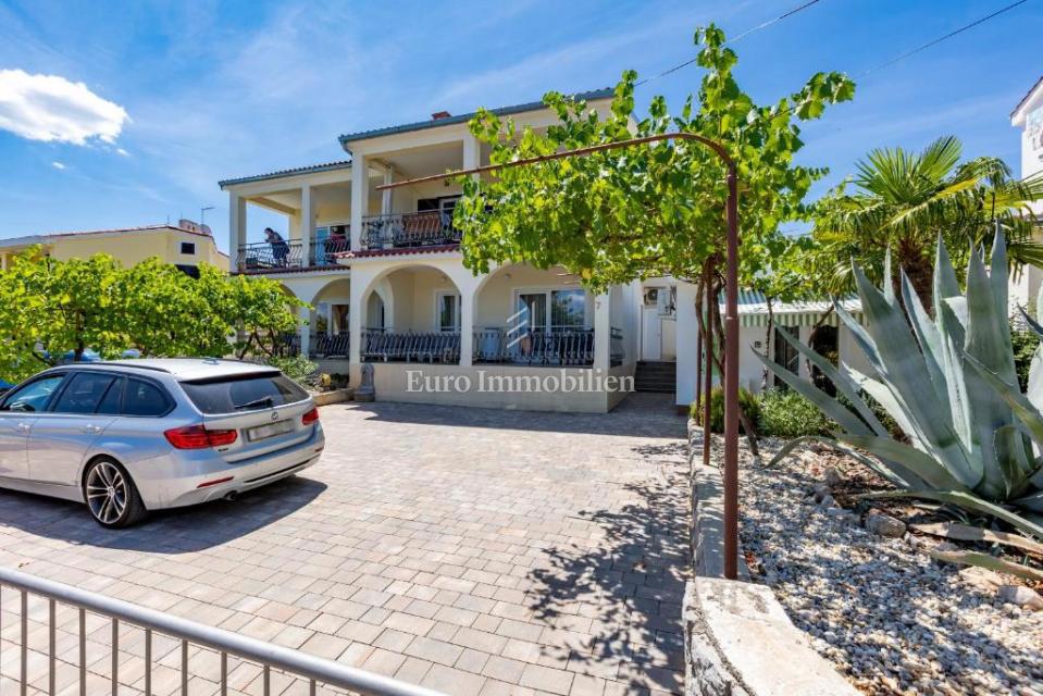 Malinska, Appartamento con Vista Aperta sul Mare