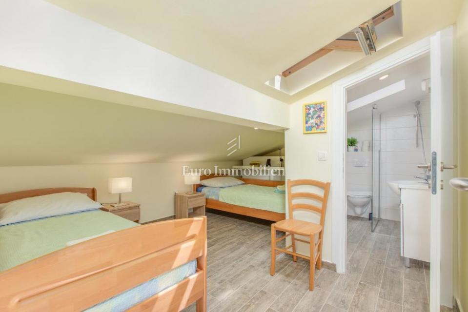 Malinska, Appartamento con Vista Aperta sul Mare