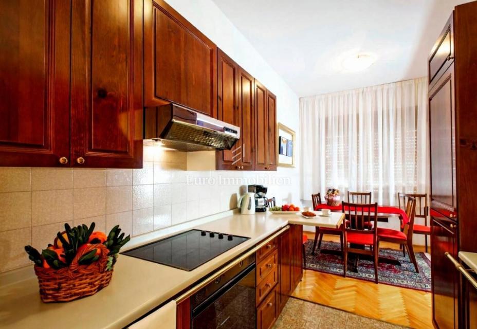 Crikvenica, Dramalj, casa con 2 appartamenti, vista mare