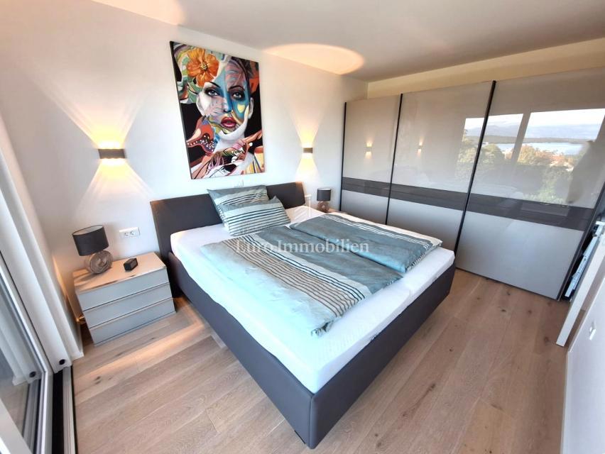 Appartamento spazioso con vista mare vicino alla spiaggia