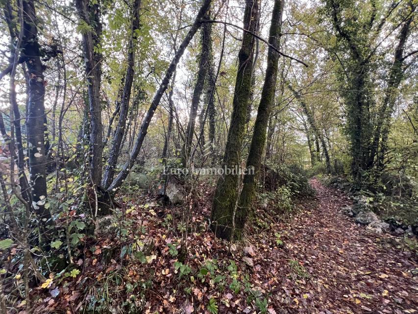 KASTAV, terreno edificabile 3671 m²