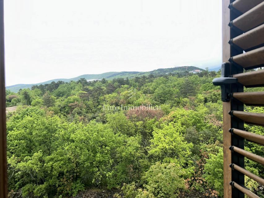 Crikvenica, Appartamento vicino al mare e al centro con vista mare