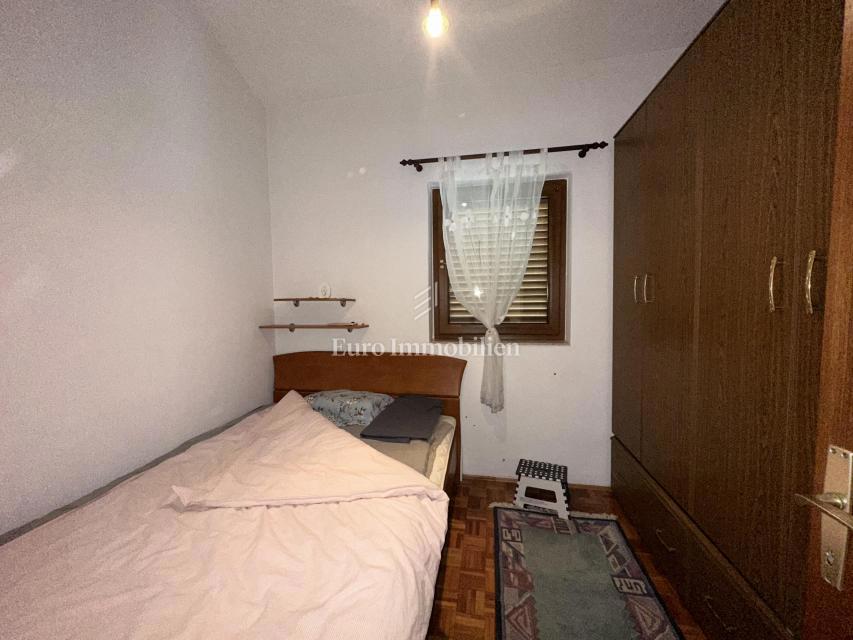 Crikvenica, Appartamento vicino al mare e al centro con vista mare