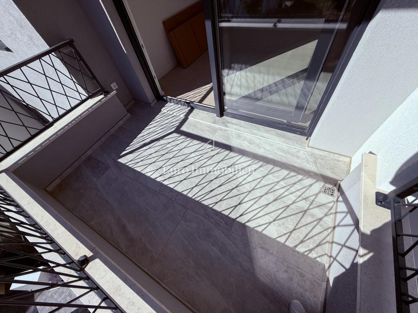 Makarska - nuovo appartamento con vista mare