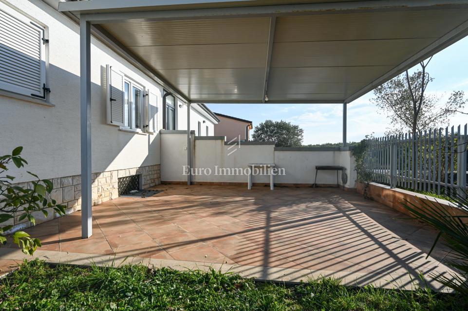 Casa con giardino vicino al mare, Istria