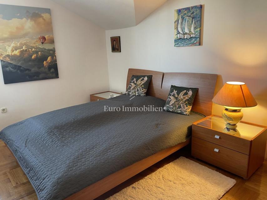 Appartamento con vista mare