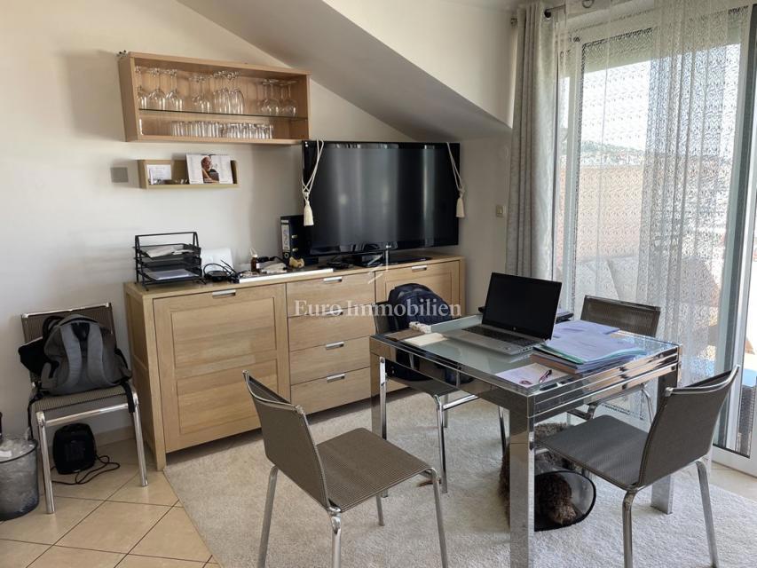 Appartamento con vista mare