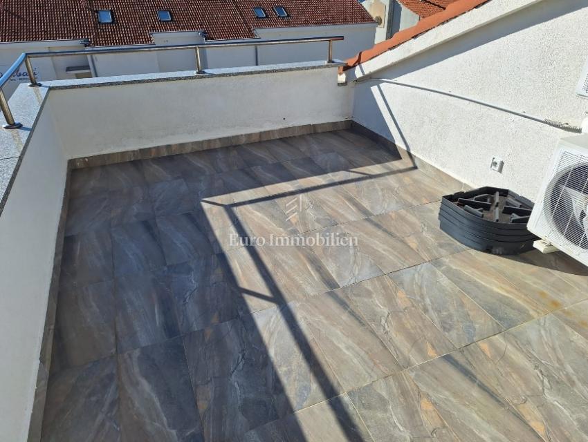 Appartamento con vista mare, a 70 m dalla spiaggia - Pag