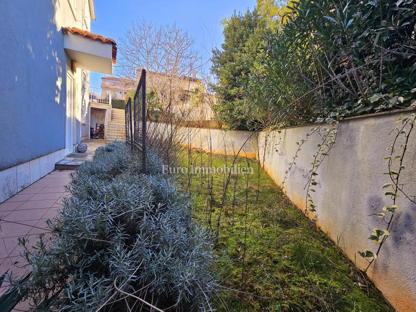 Appartamento con giardino, vicino al centro e al mare - Malinska