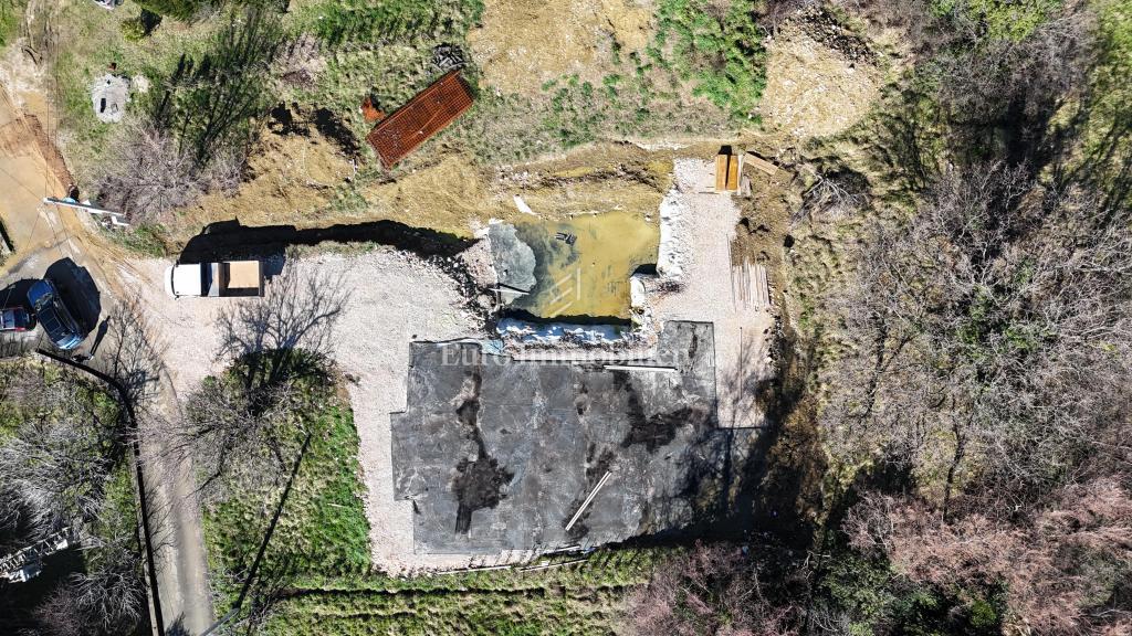 Terreno edificabile con permesso e fondamenta – Bribir, vista mare