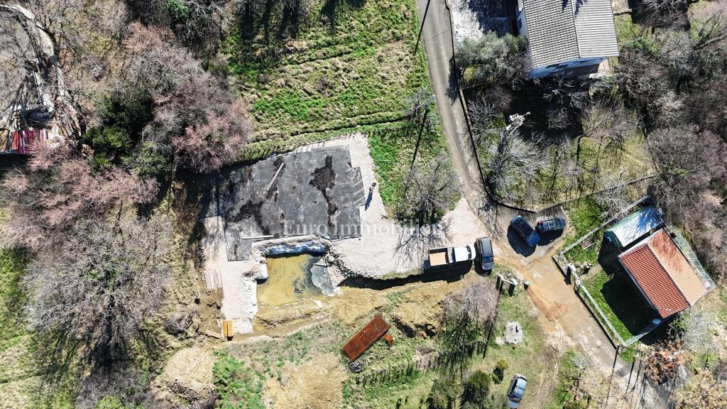 Terreno edificabile con permesso e fondamenta – Bribir, vista mare