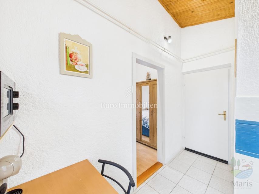 Medulin - casa con 4 appartamenti, piscina, 350m mare