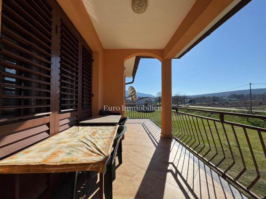 Istria - casa con ampio giardino in posizione tranquilla