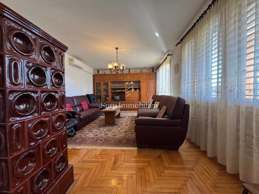 Istria - casa con ampio giardino in posizione tranquilla