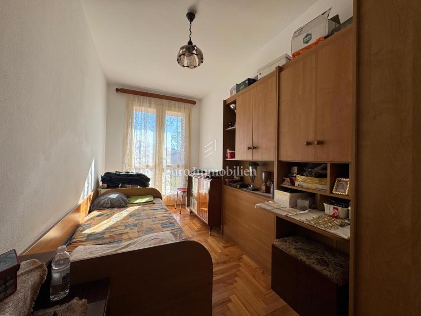 Istria - casa con ampio giardino in posizione tranquilla