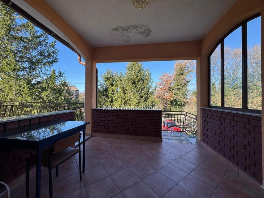 Istria - casa con ampio giardino in posizione tranquilla