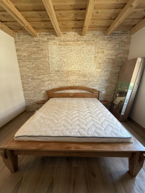 Vrsi - casa con piscina e giardino