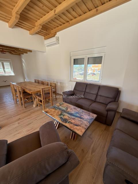 Vrsi - casa con piscina e giardino