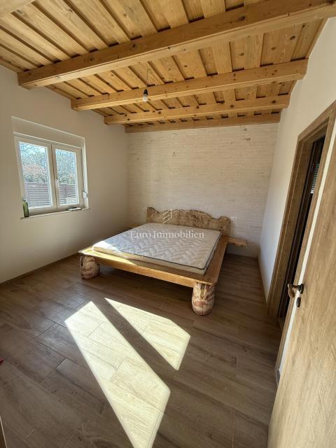 Vrsi - casa con piscina e giardino