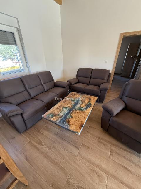 Vrsi - casa con piscina e giardino