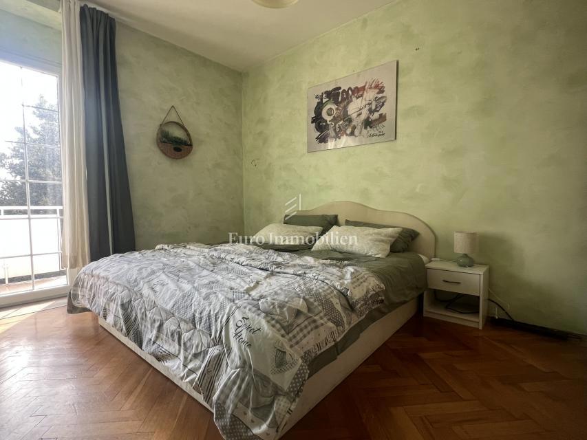 Fiume, Turnić, appartamento con balcone e vista mare