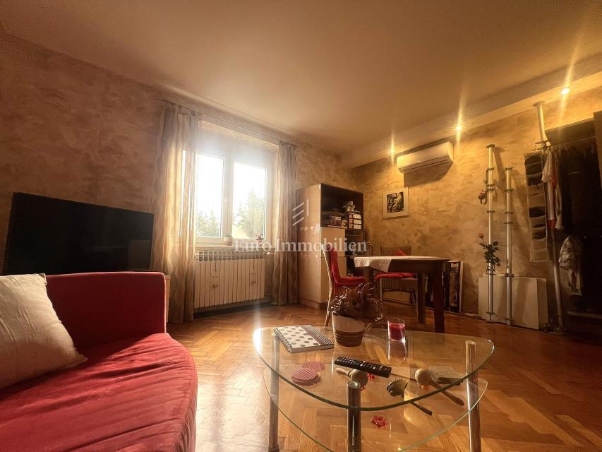 Fiume, Turnić, appartamento con balcone e vista mare