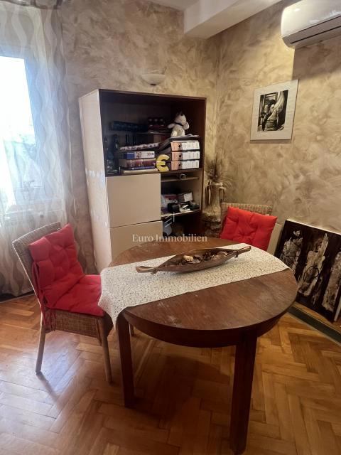 Fiume, Turnić, appartamento con balcone e vista mare