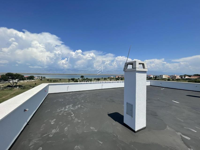 Isola di Vir - nuovo appartamento con giardino privato