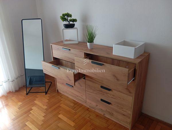 Appartamento moderno con una camera da letto, Veruda, Pula