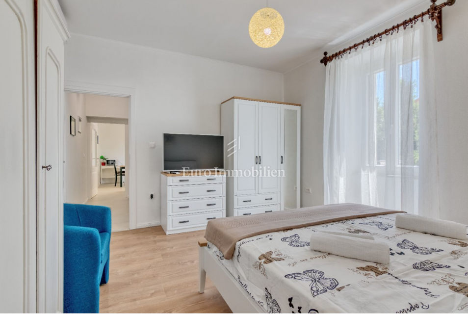 Kraljevica - casa con un giardino incantevole