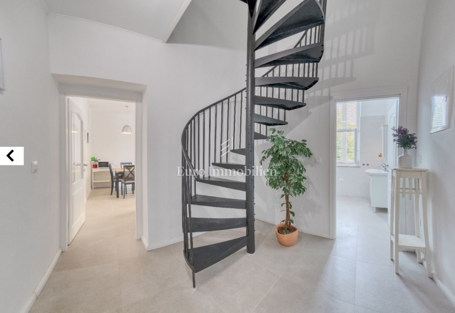 Kraljevica - casa con un giardino incantevole