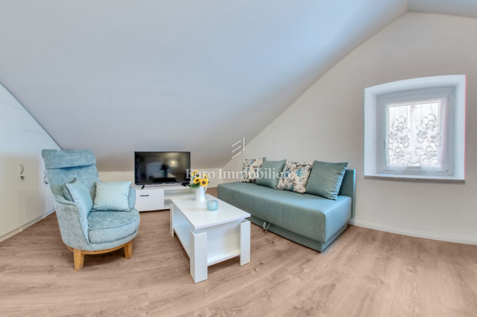 Kraljevica - casa con un giardino incantevole