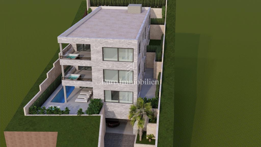 Brela, terreno edificabile con vista mare e progetto