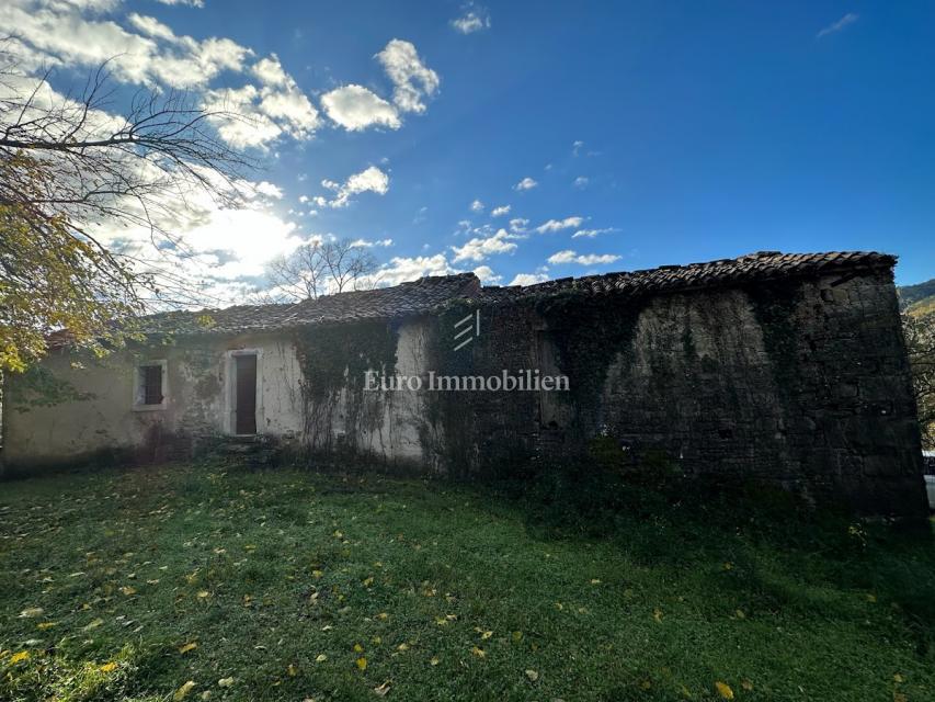 Cerovlje - un tenuta istriana con 11.000 m² di terreno