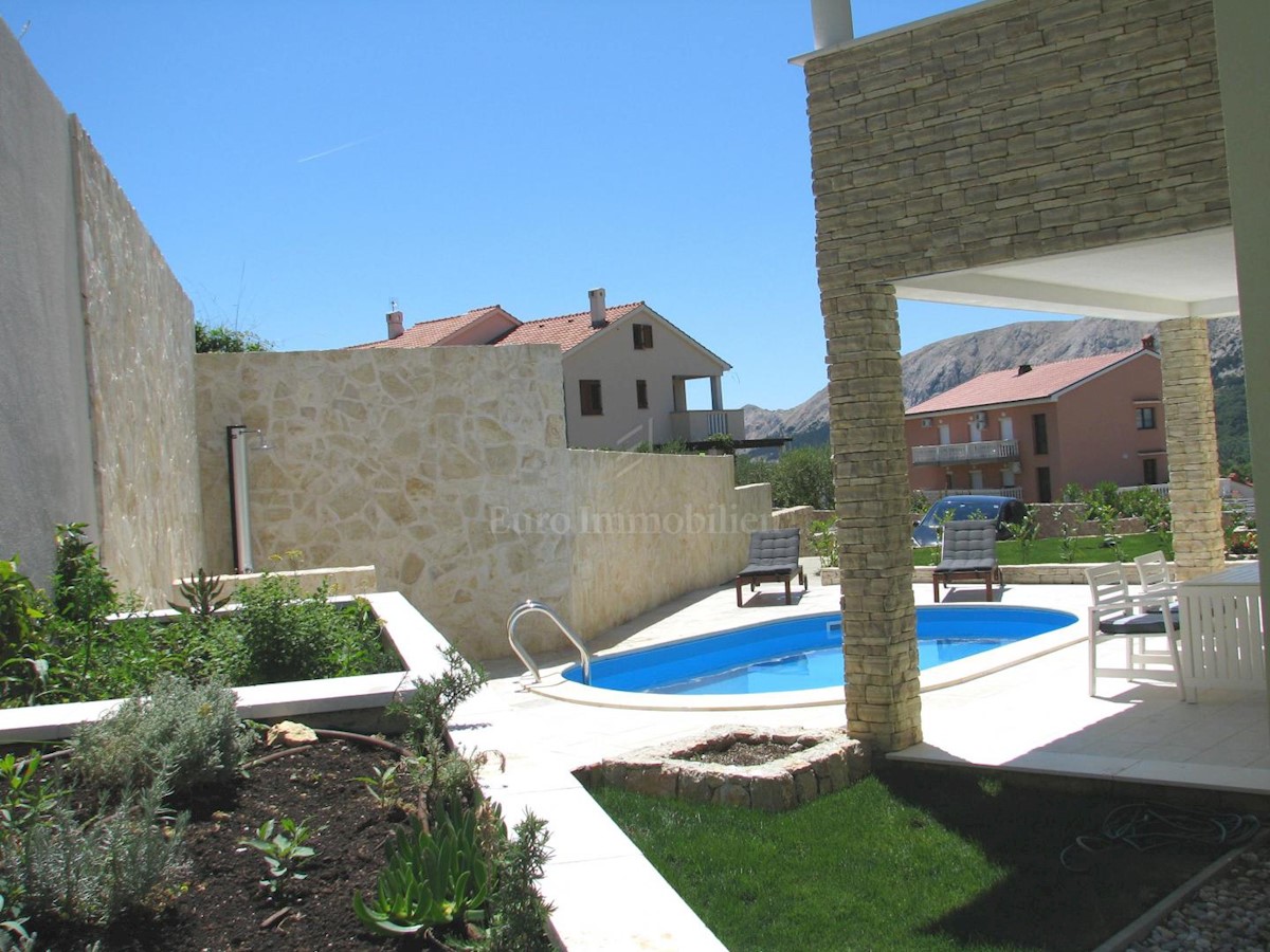 Beautiful semi-detached house with pool, Baska - island Krk