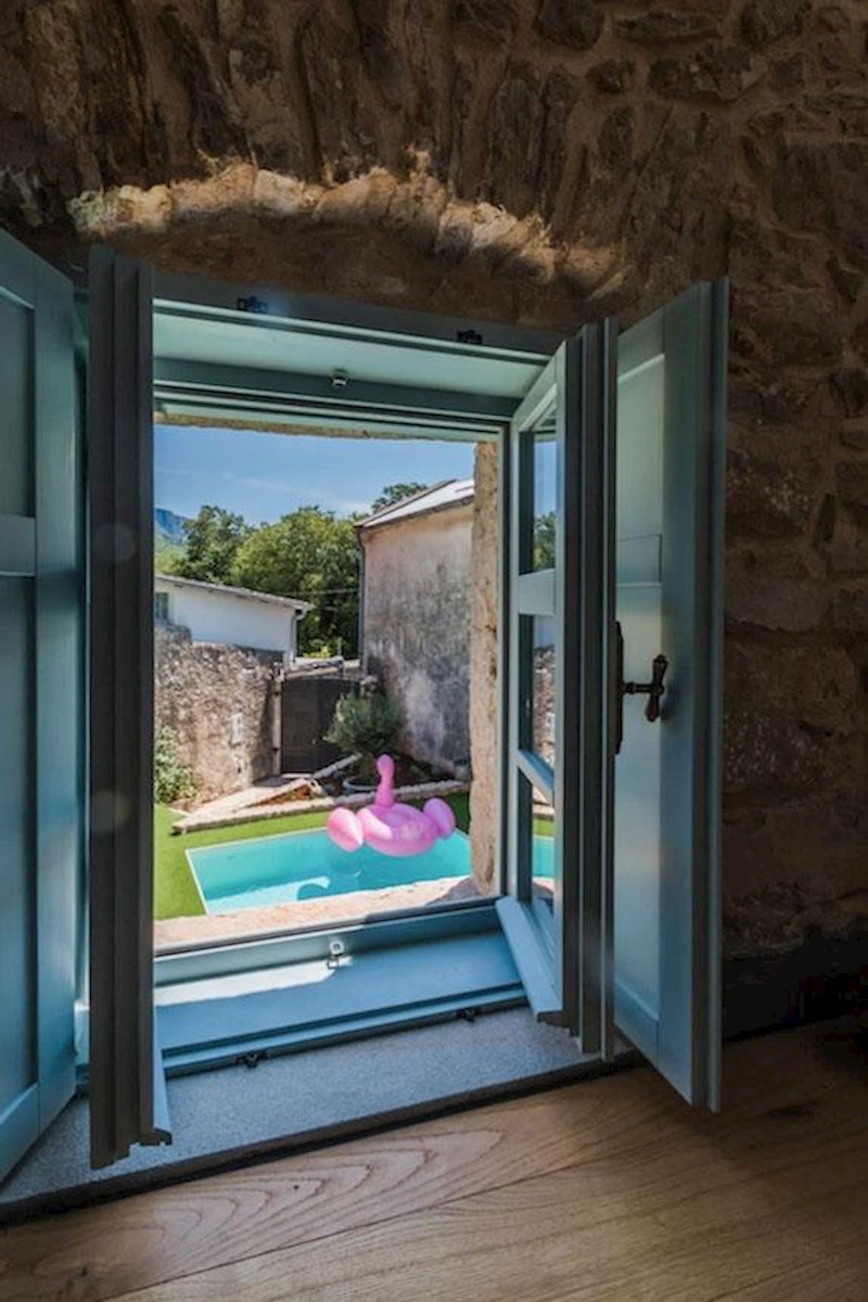 Furnished and renovated stone villa in a row with pool